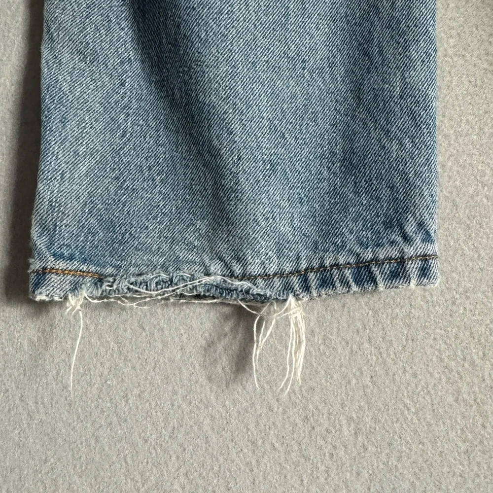 VTG Levi’s 550 Thrashed Grunge Baggy Jeans 32X29 (tag‎ 33X30)